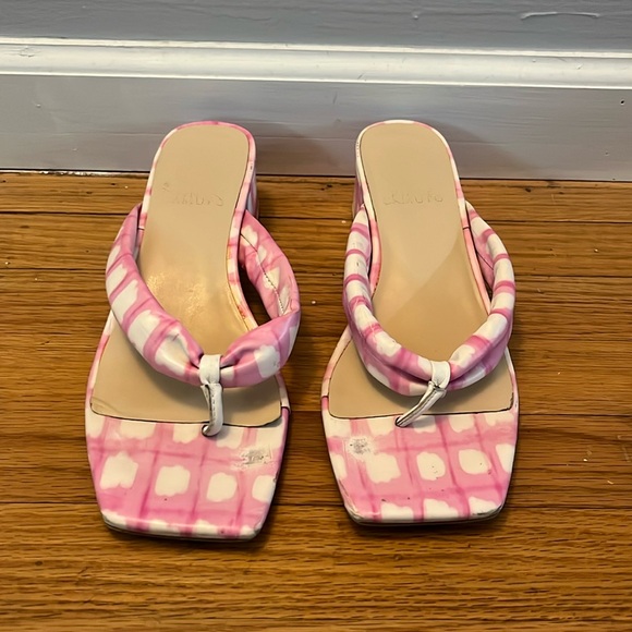 Vince Camuto pink and white sandals - Picture 1 of 5
